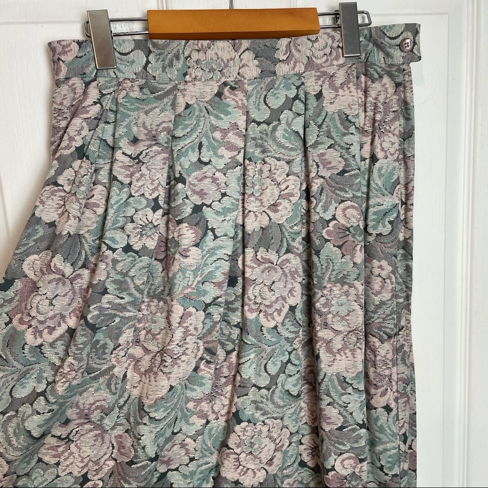 90s Floral Pleated Maxi Skirt Size 14P Cottagecore
